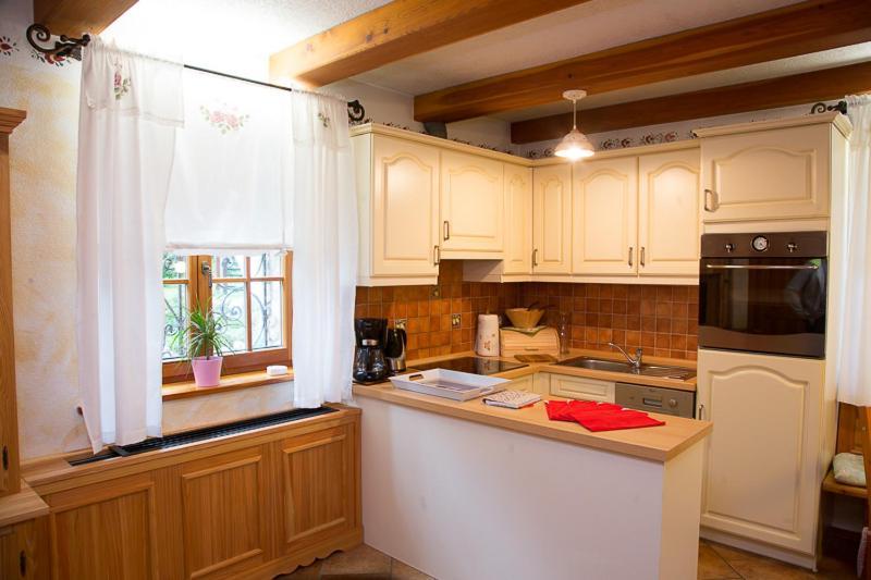 Apartment Pod Skalco Jesenice Bagian luar foto