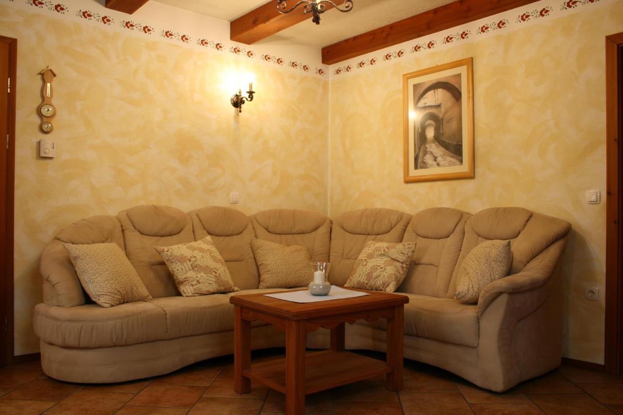 Apartment Pod Skalco Jesenice Bagian luar foto